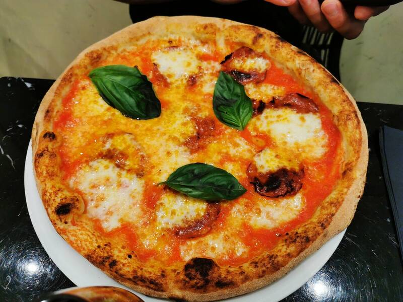 Gio Gio Pizzeria accepte les chiens à Lyon