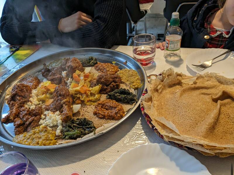 Restaurant Ethiopien GENET accepte les chiens à Montauban
