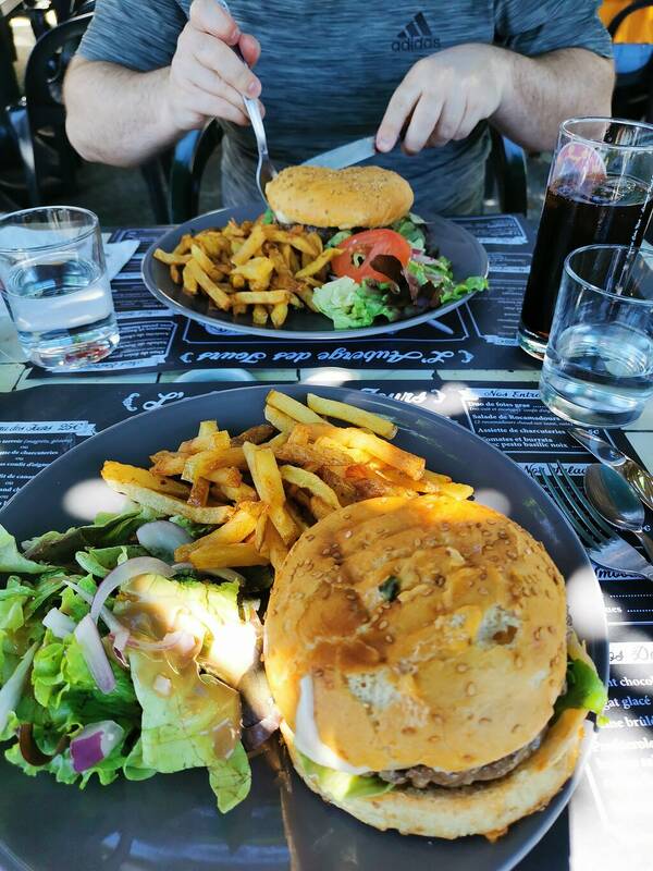 L'Auberge Des Tours accepte les chiens à Goulles