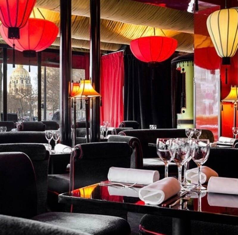 Lily Wang accepte les chiens à Paris