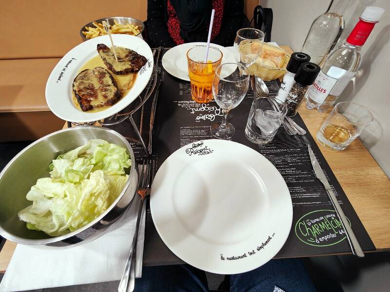 Bistro Régent Chasseneuil du Poitou accepte les chiens à Chasseneuil du Poitou