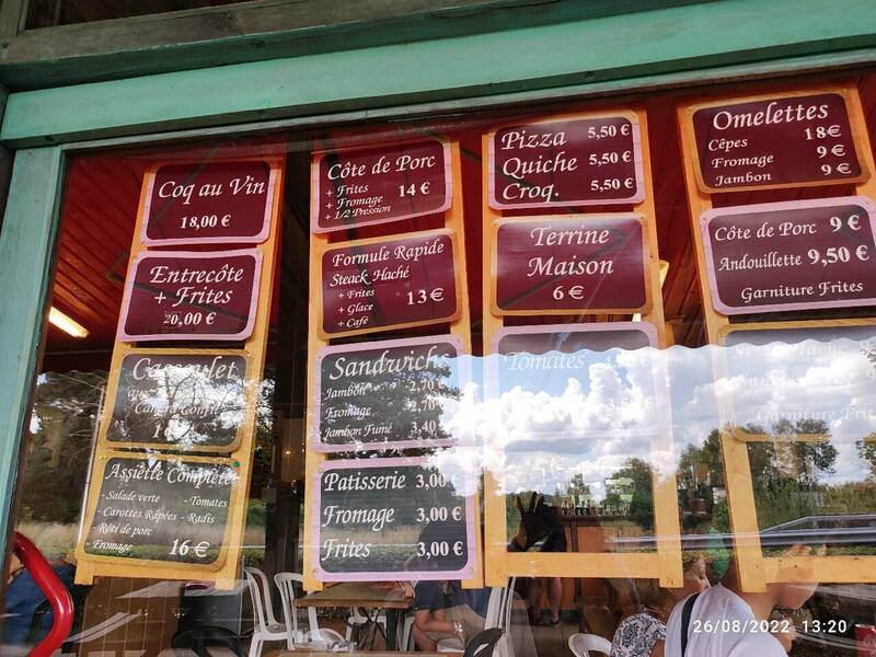 Cjb Snacks Bar accepte les chiens à Magnac-Bourg