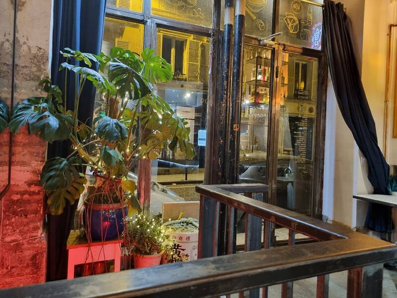 Yum Sakebar accepte les chiens à Paris