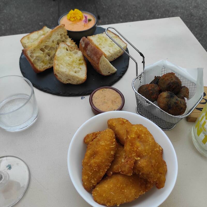 Là-Haut accepte les chiens à Clermont-le-Fort