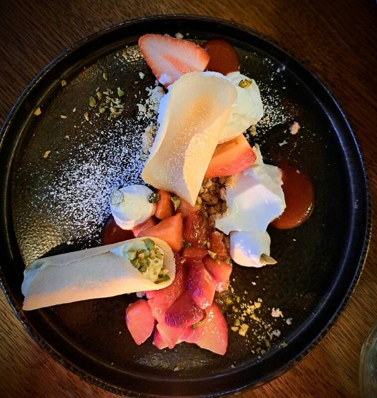 Machja accepte les chiens à Paris