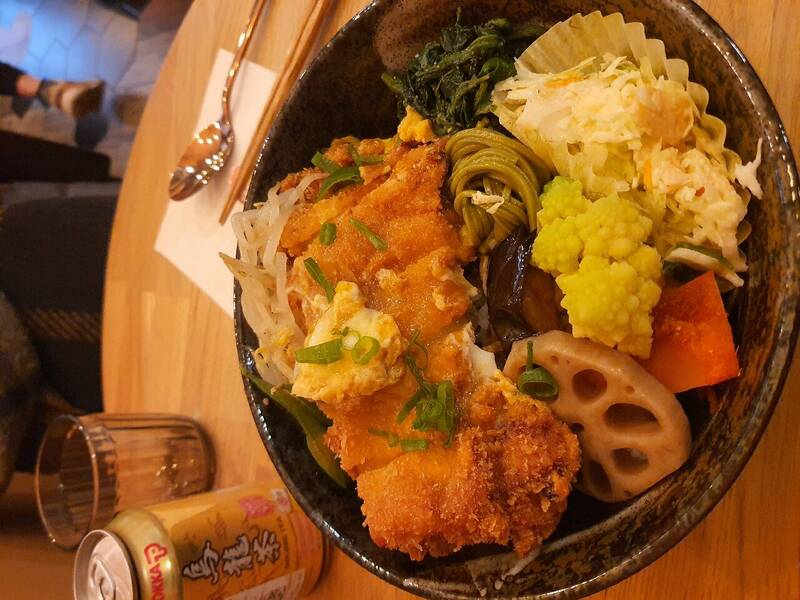 Mama No Bento accepte les chiens à Paris