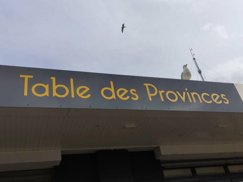 Table Des Provinces accepte les chiens à Cherbourg