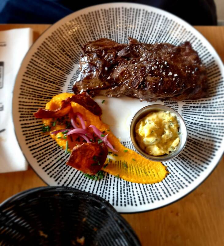 Favela accepte les chiens à Treillieres