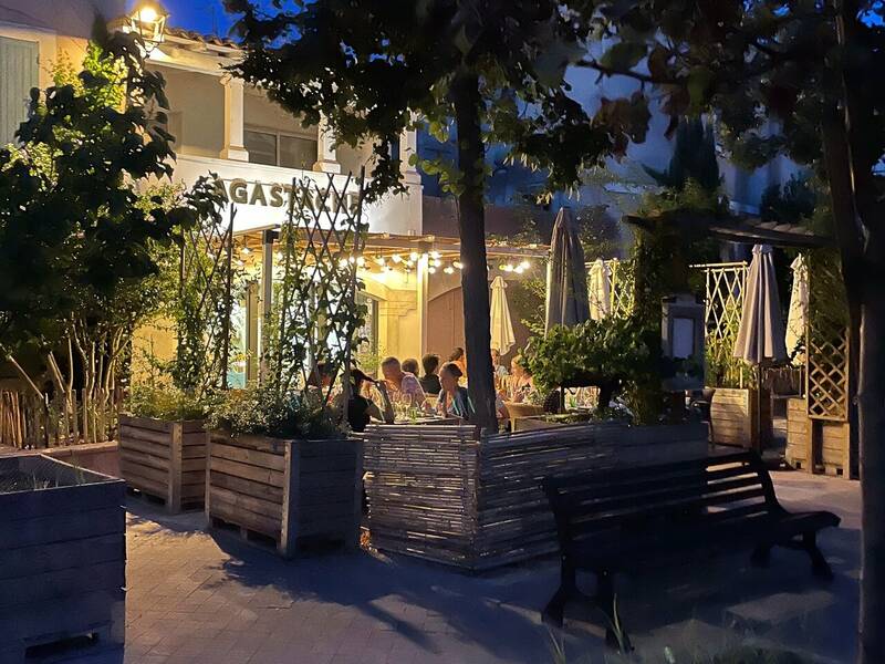 Restaurant Agastache accepte les chiens à L'Isle-sur-la-Sorgue