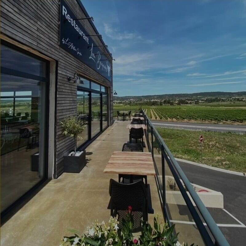 Restaurant Lou Brigandas accepte les chiens à Saint-Dionisy