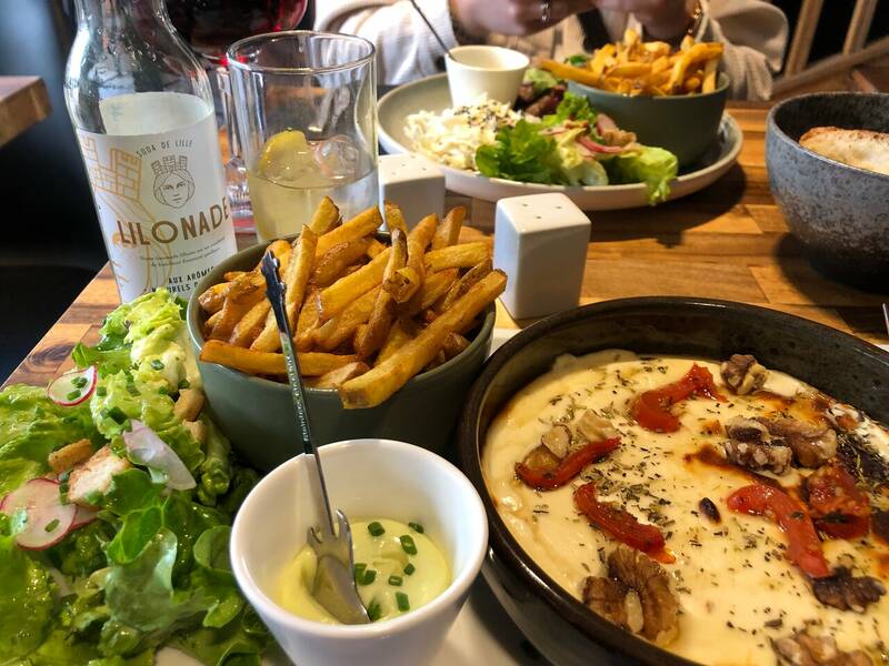 Ô Cercle accepte les chiens à Lille