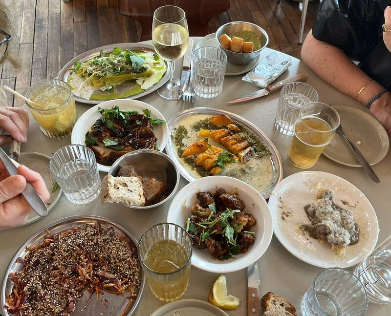 Maslow accepte les chiens à Paris