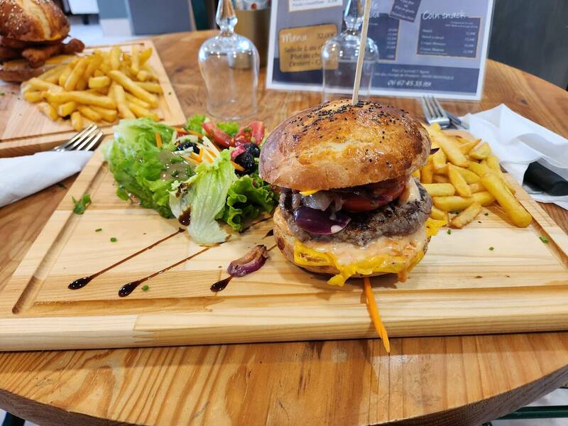 Restaurant L'Agora accepte les chiens à Manosque