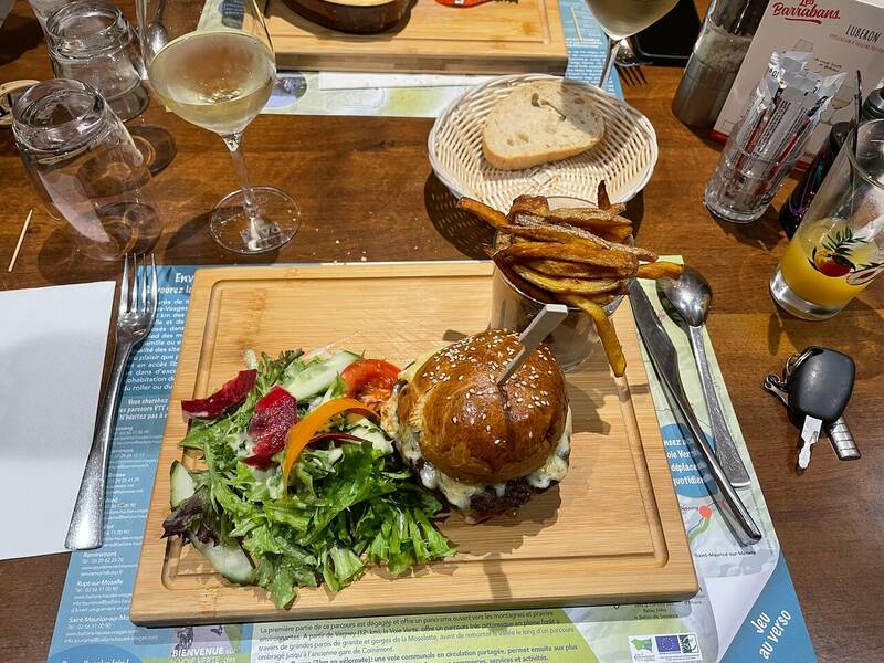 Le Châtelet accepte les chiens à Ferdrupt