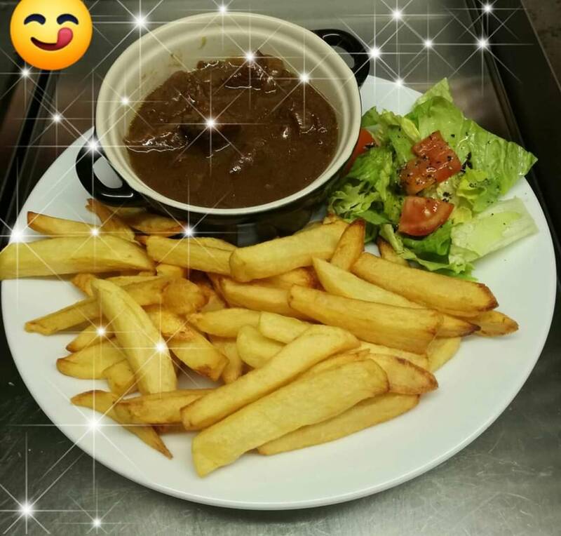 A L'Baraque accepte les chiens à Martigues