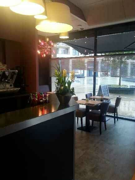 Carte Blanche accepte les chiens à Caen