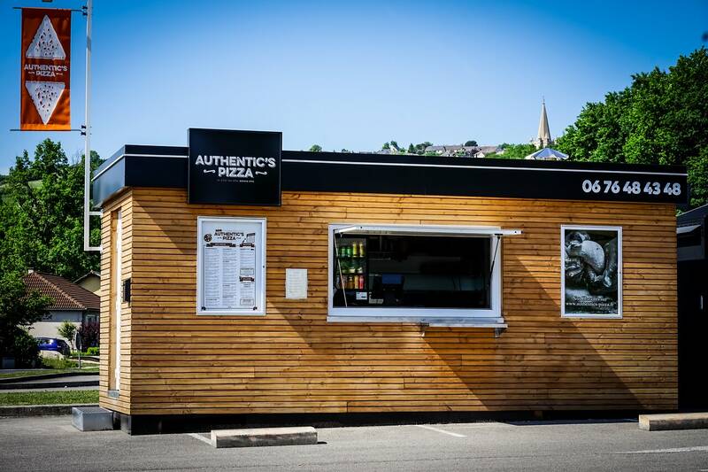 Authentic's pizza Donzenac accepte les chiens à Donzenac