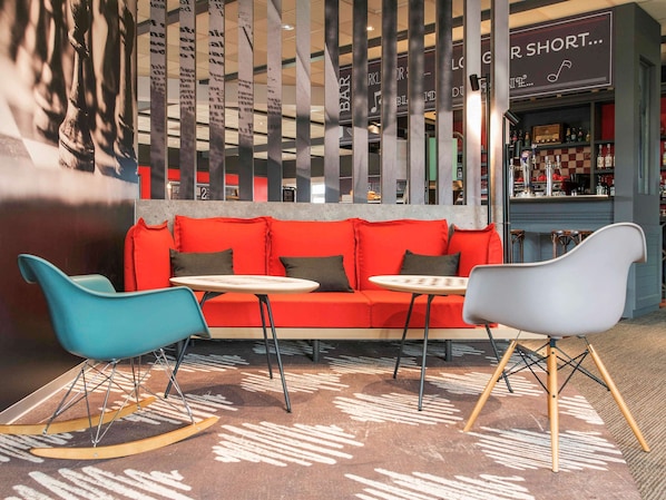 ibis Falaise Coeur de Normandie accepte les chiens à Falaise