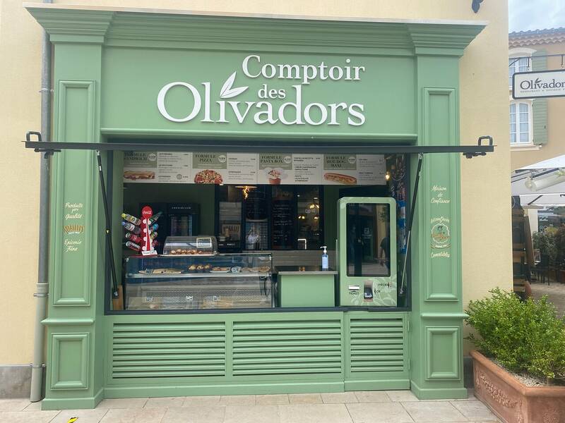Le Comptoir Des Olivadors accepte les chiens à Miramas