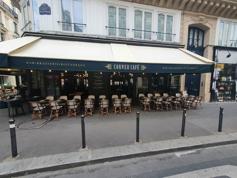 Corner Café accepte les chiens à Paris