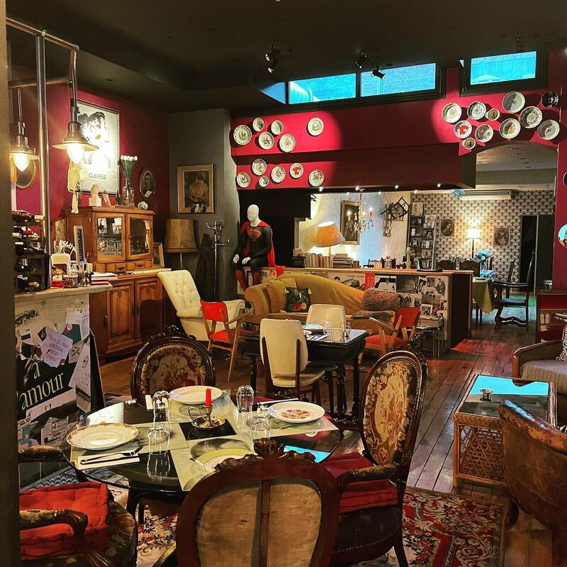 Querelle accepte les chiens à Amiens