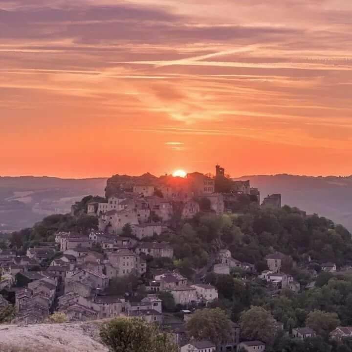 Le Panoramique accepte les chiens à Cordes-sur-Ciel
