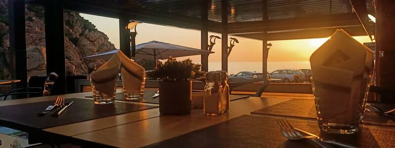 Restaurant Côté Place Marine de Porto accepte les chiens à Porto