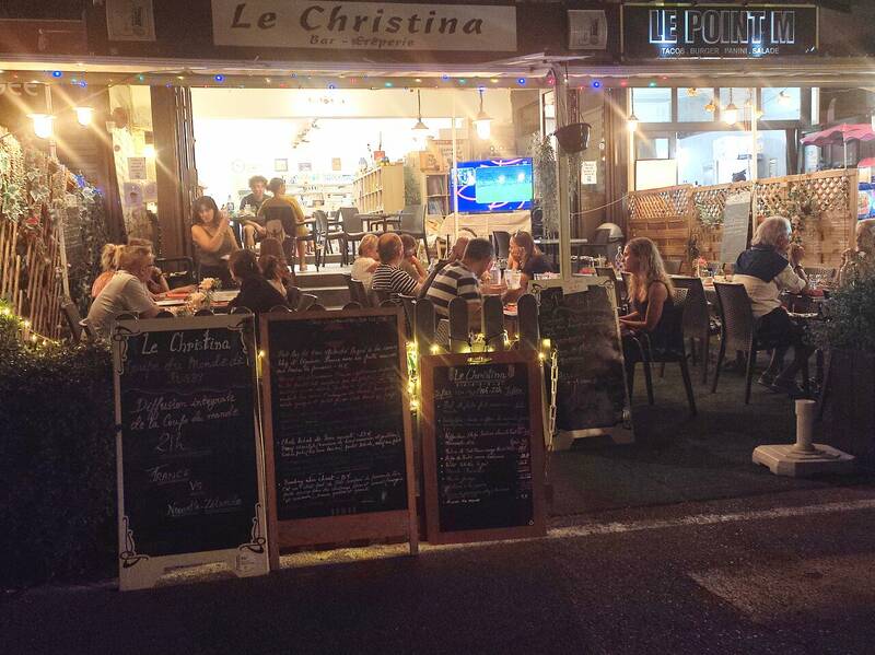 Le Christina accepte les chiens à Saint-Cyr-sur-Mer