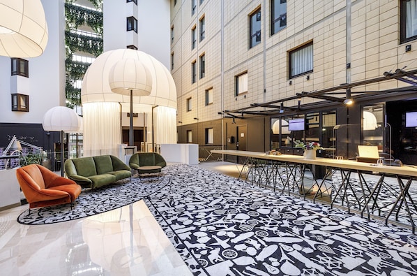 Mercure Paris Porte de Versailles Expo accepte les chiens à Vanves