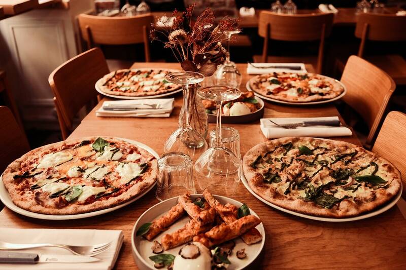 HAPE - Pizza & Burrata accepte les chiens à Lyon