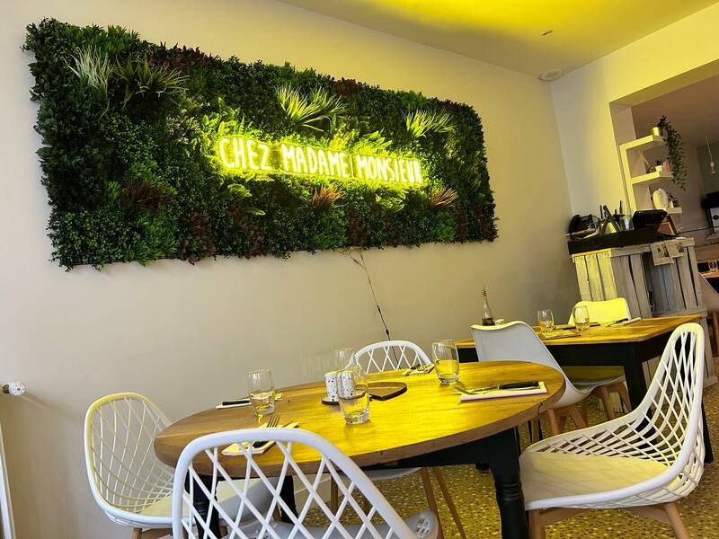 Chez Madame, Monsieur accepte les chiens à Le Lude