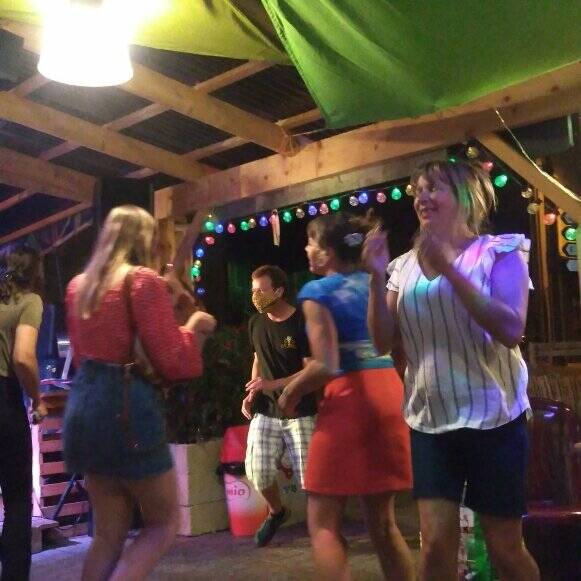 O'Tilleul Bar À Bières accepte les chiens à Bussière-Dunoise