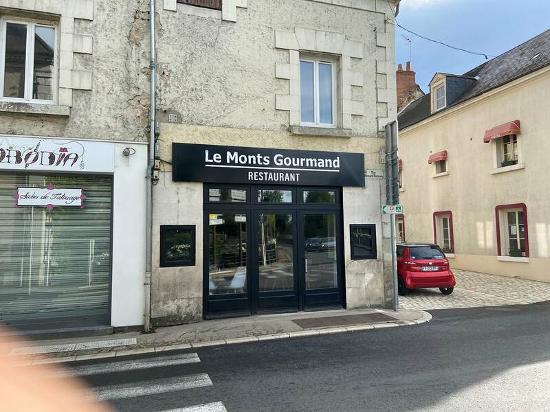 Le Monts Gourmand Restaurant Monts accepte les chiens à Monts