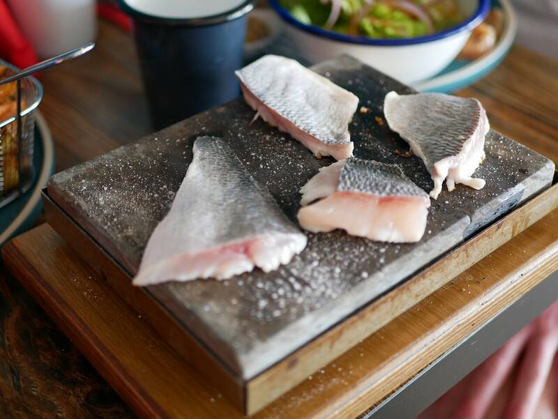 La Pierre Chaude accepte les chiens à Canet en Roussillon