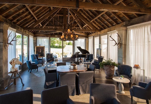 Château de Labro accepte les chiens à Onet-le-Chateau