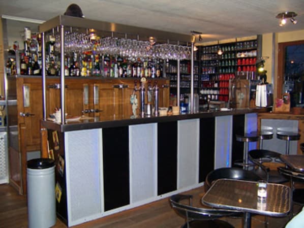 La Tour du Loup accepte les chiens à La Bastide-de-Serou