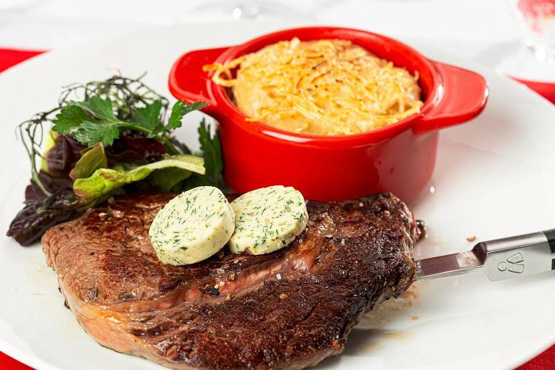 Bleue Blanche Rouge accepte les chiens à Versailles