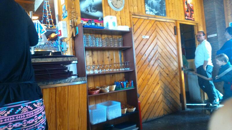 Le Rieumajou Brasserie/Bar Ambiance accepte les chiens à Saint-Lary Soulan