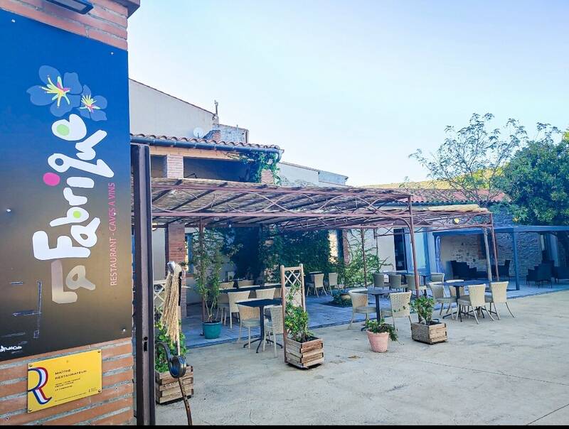 La Fabrique accepte les chiens à Latour-de-France