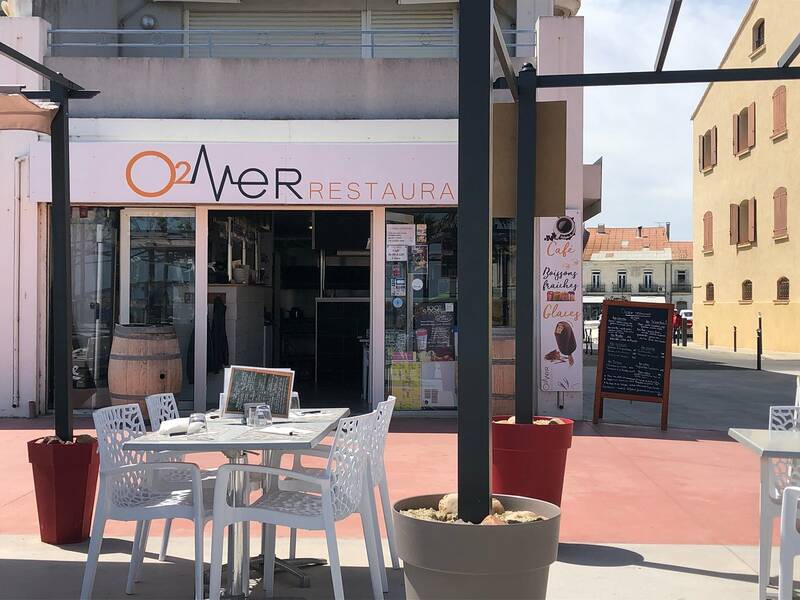 O2mer brasserie accepte les chiens à Meze