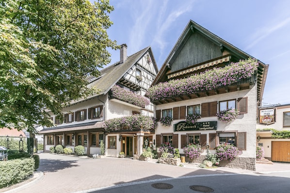 Hotel - Landgasthof Rebstock accepte les chiens à Teningen