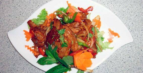 Escale d'Asie accepte les chiens à Villeneuve-sur-Lot