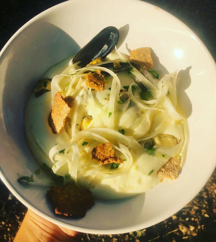 Terre et papilles accepte les chiens à Ampus