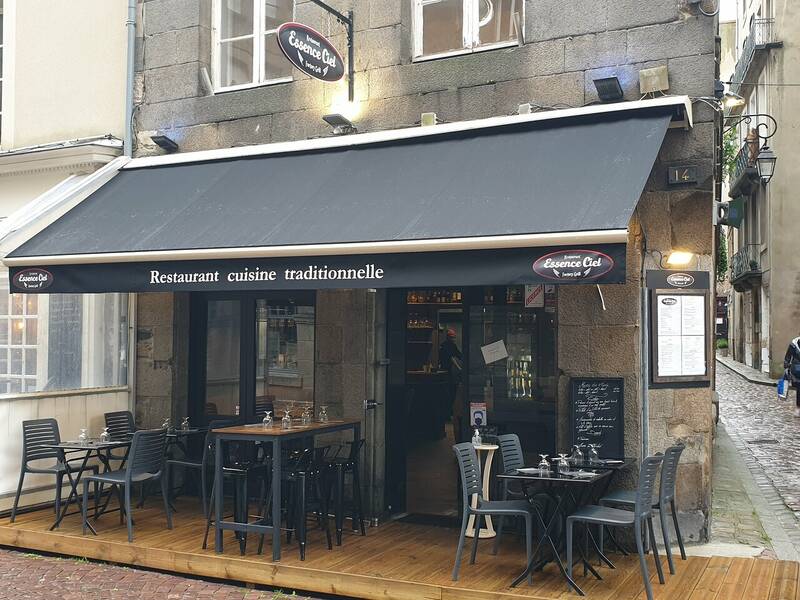 Essence Ciel accepte les chiens à Saint-Malo