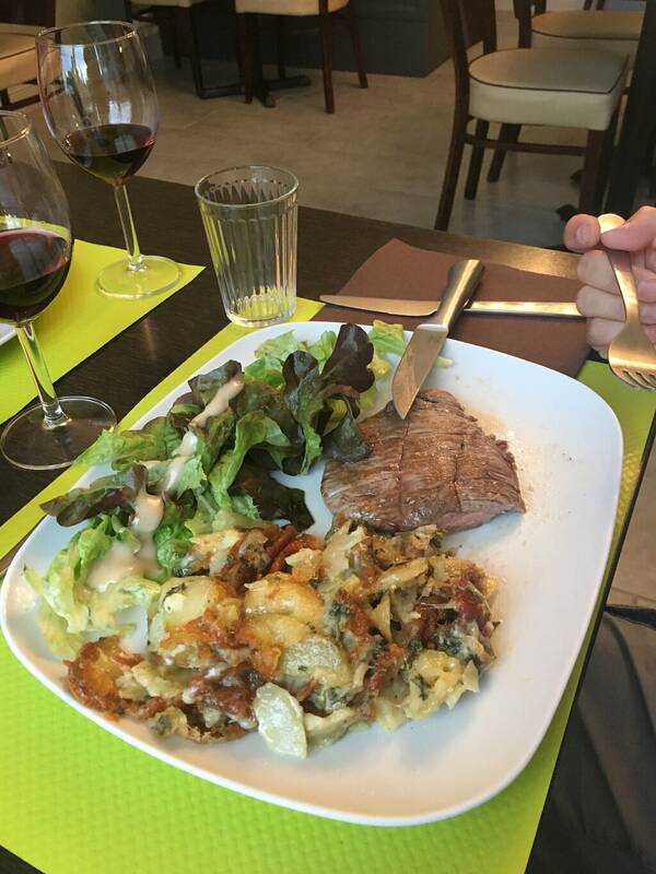 Le Lavarat accepte les chiens à Pionsat