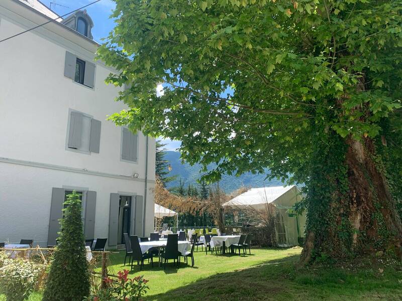 Le Repère accepte les chiens à Vizille