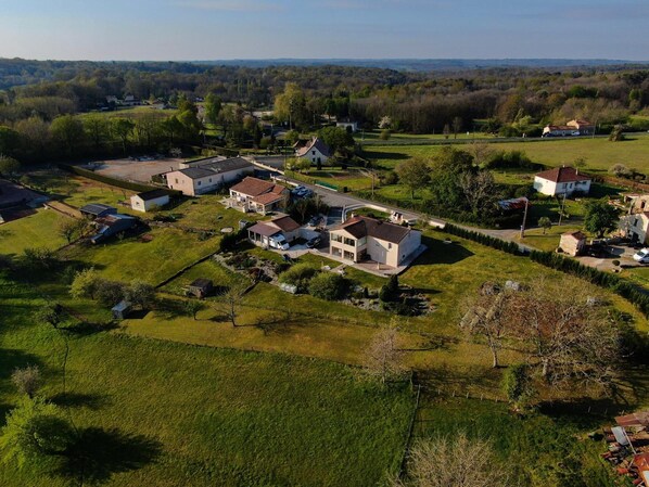 Chambre & Table d'hotes Nontron - Le clos de Rapevache accepte les chiens à Saint-Martial-de-Valette