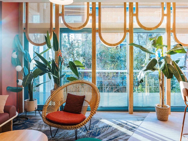 ibis Styles Antibes accepte les chiens à Antibes