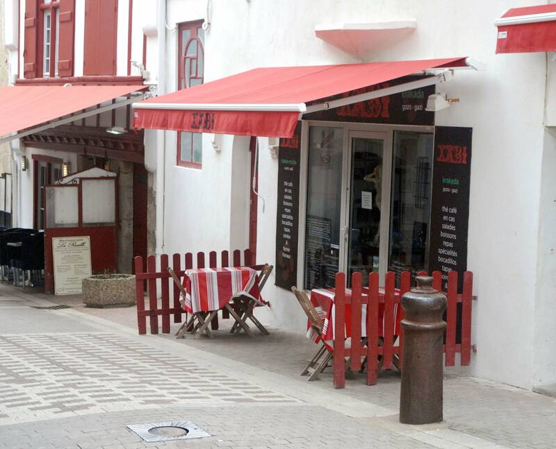 Xabi-Krakada accepte les chiens à Saint-Jean-de-Luz