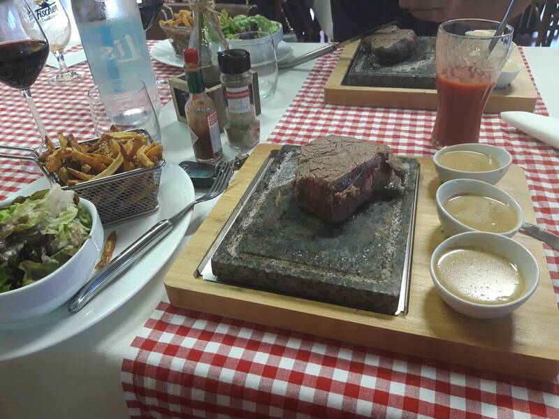 Restaurant Les 2 Barges accepte les chiens à Courtavon